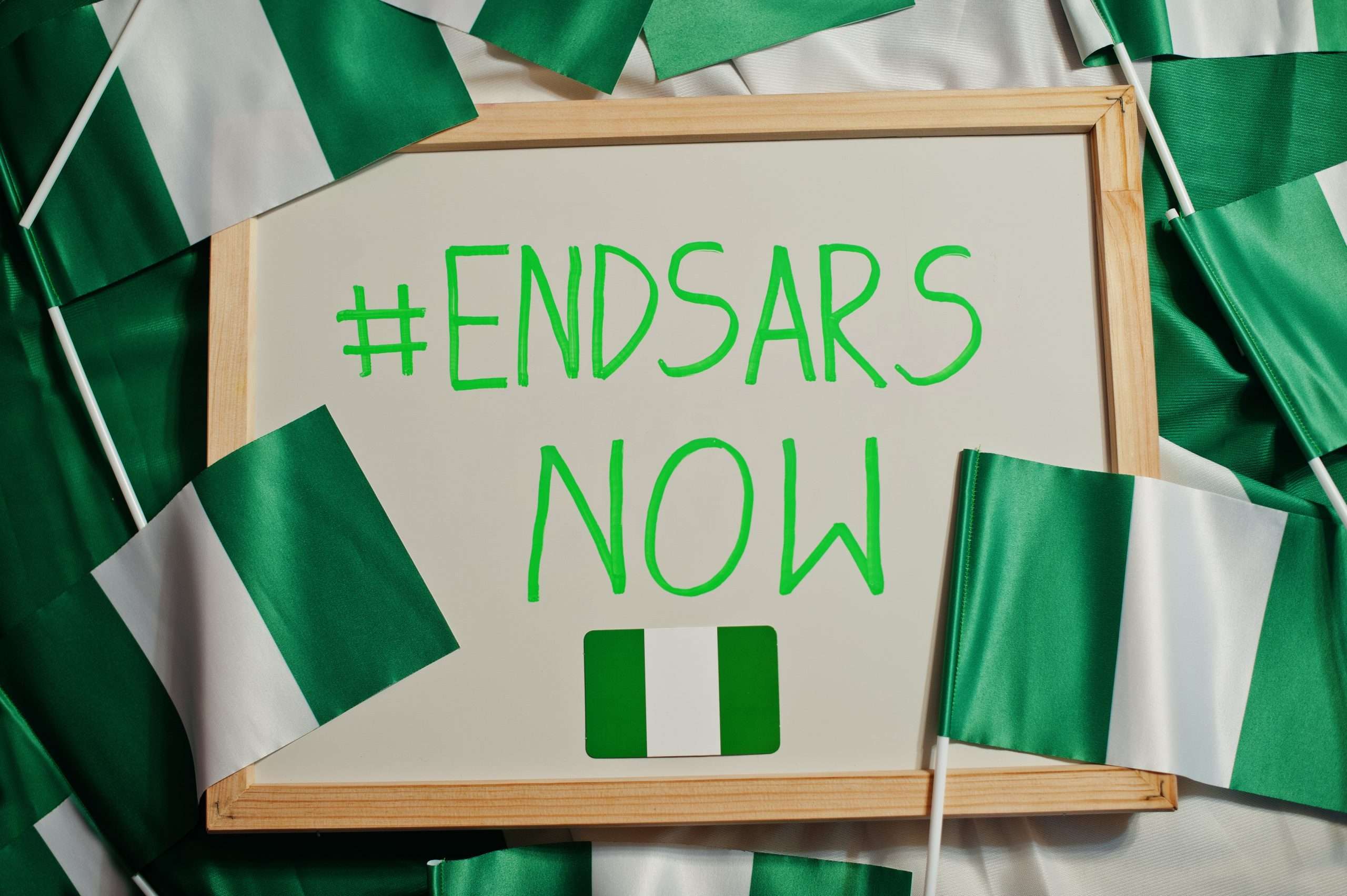 You are currently viewing Discussing the #EndSARS Protests in Nigeria