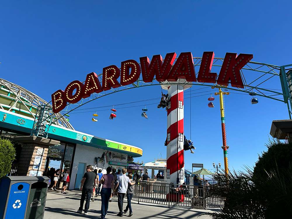 Photo of the front entrance to the Santa Cruz Beach Boardwalk
